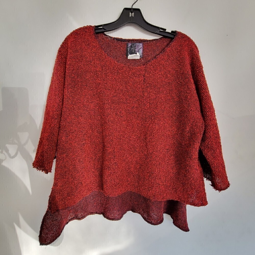 T. Elliott Red 3/4 Sleeve Hi Lo Textured Knit Distressed Raw Hem Sweater Small